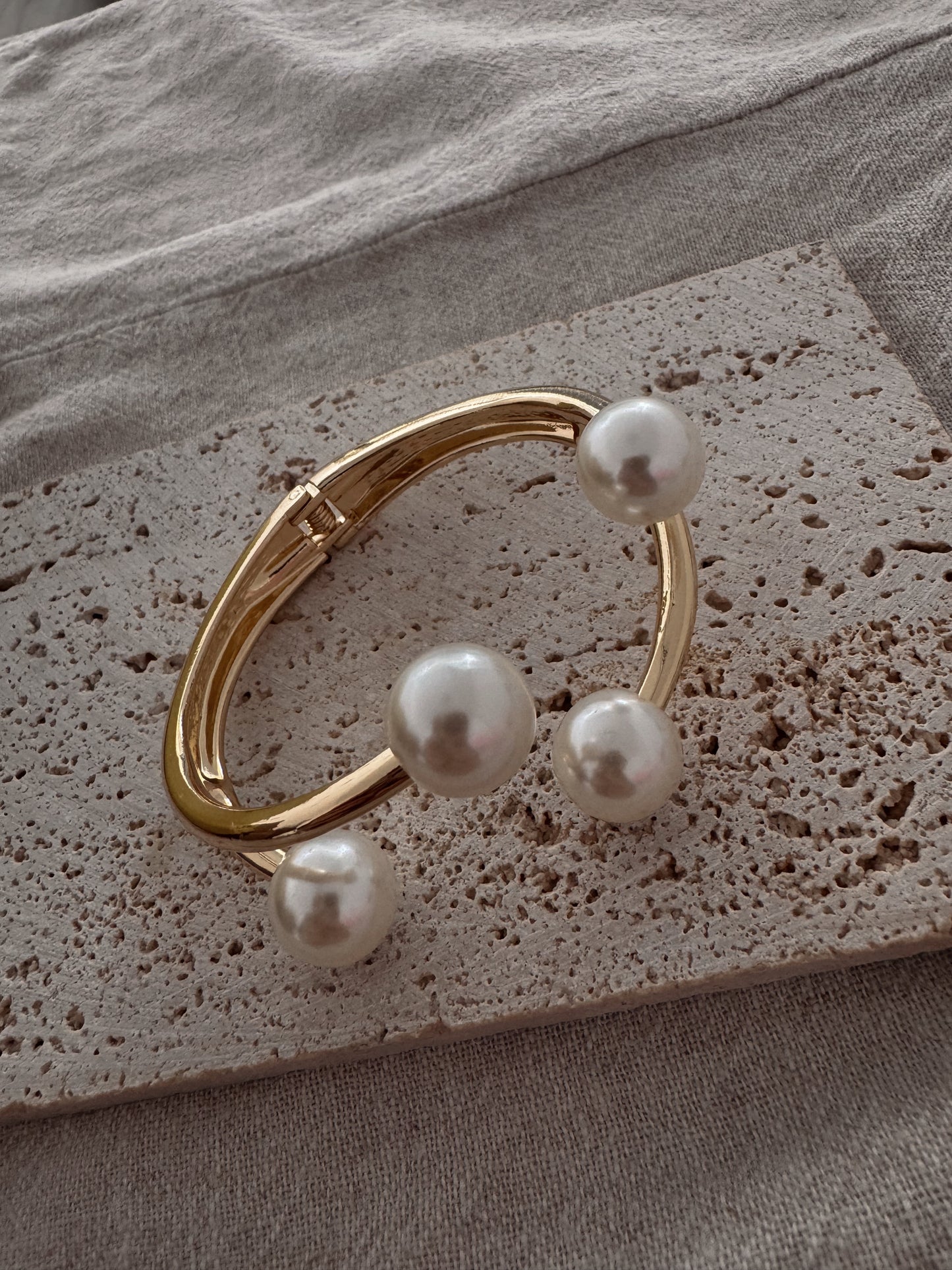 ava bangle