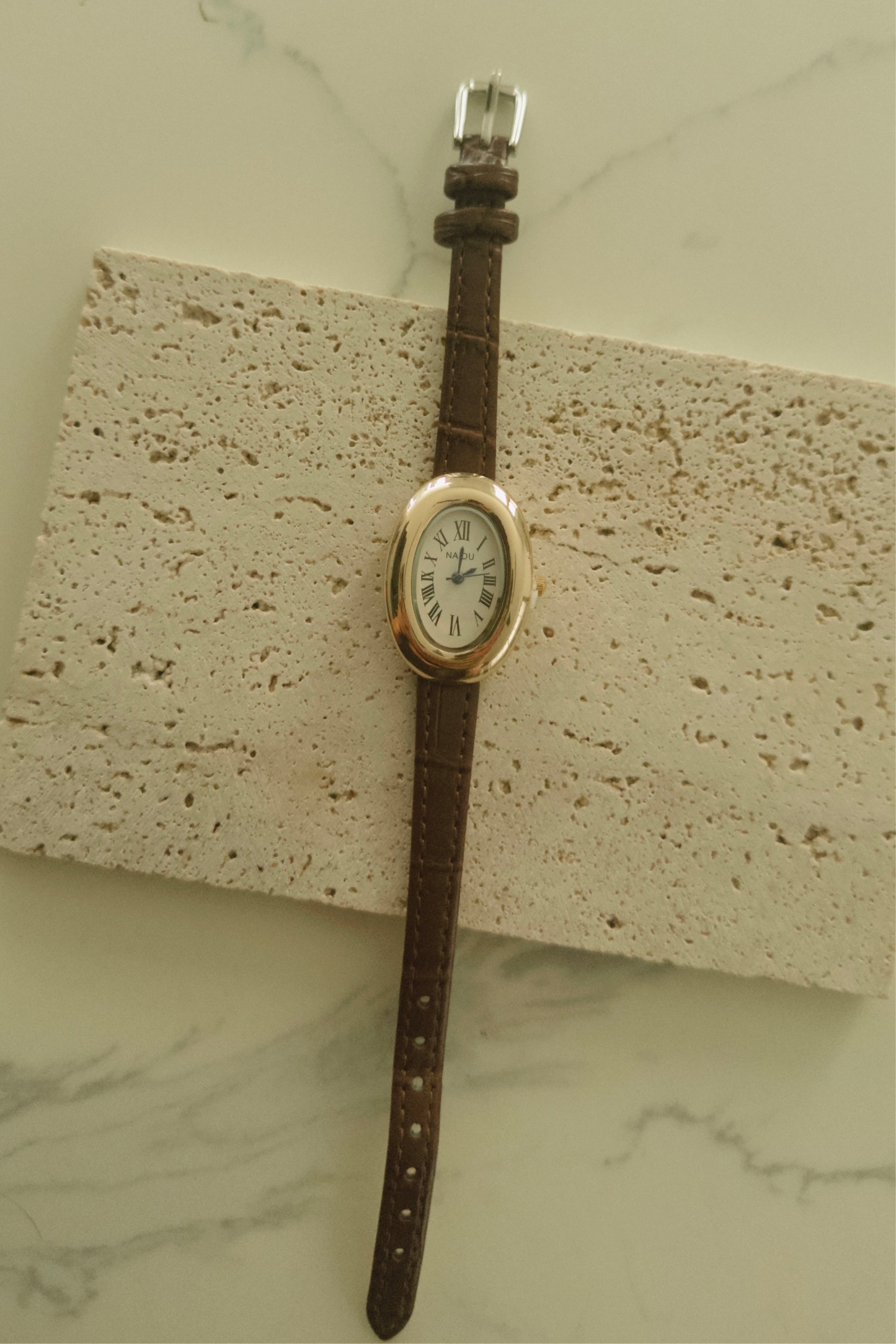 aura watch