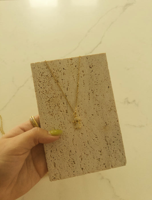 girl necklace
